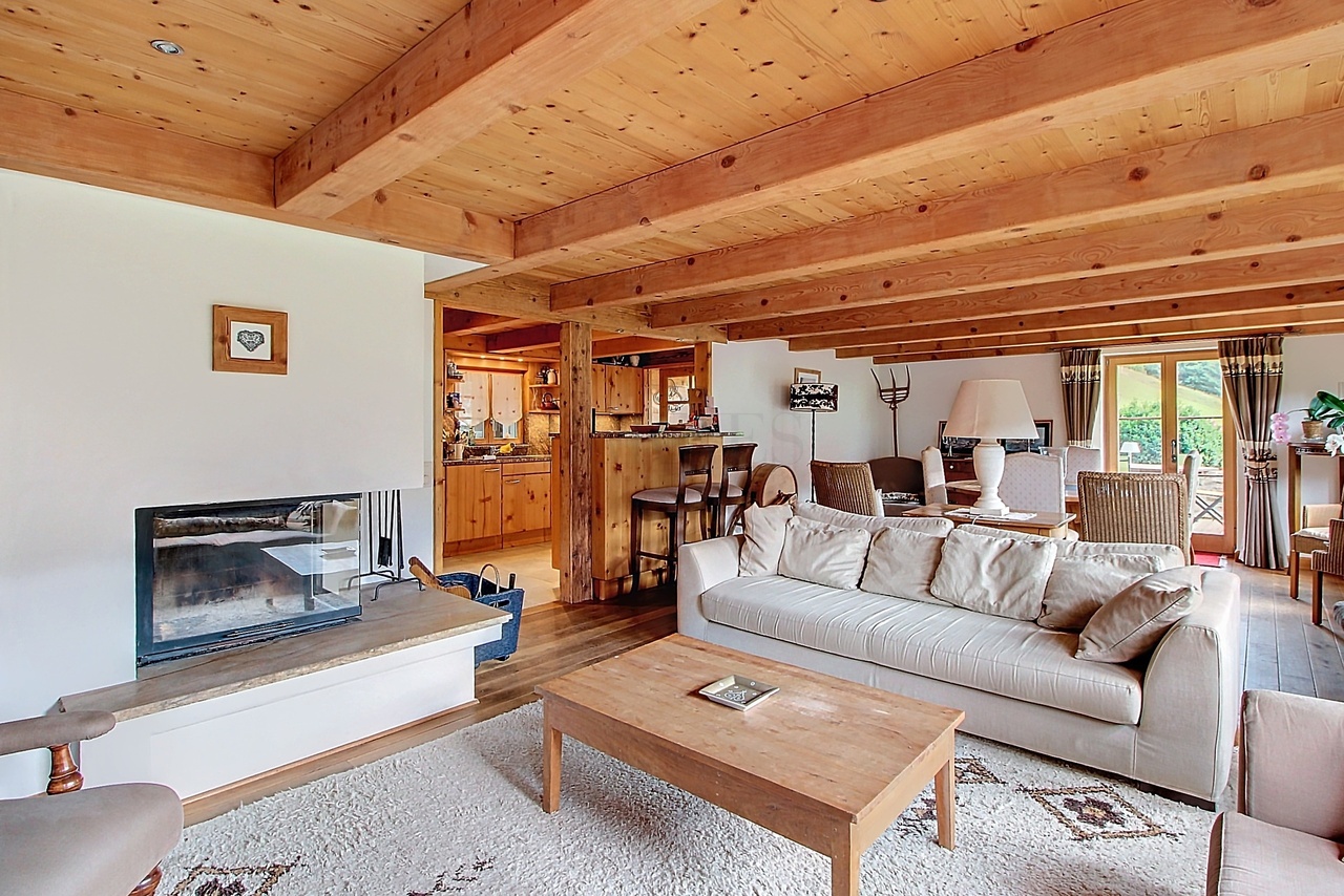 Chalet Rougemont  -  ref B-12G (picture 2)